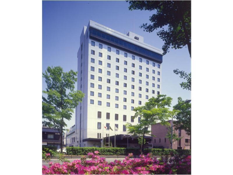 Toyama Daiichi Hotel Toyama Station Exterior foto